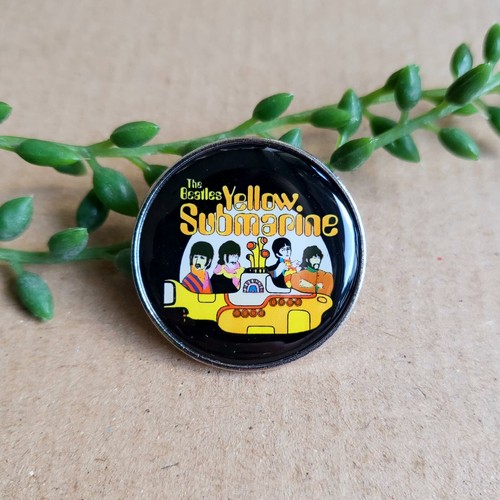 The beatles pin badge - the,