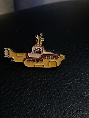Yellow submarine metal enamel - yellow,